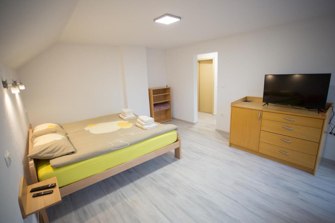 Apartmaji Hubi