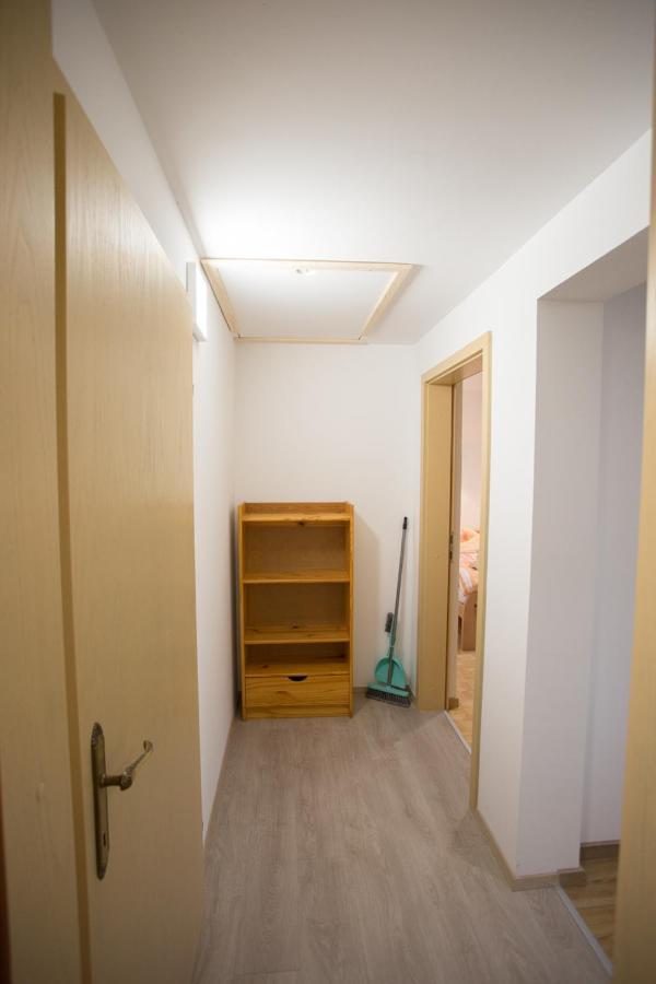Apartmaji Hubi *